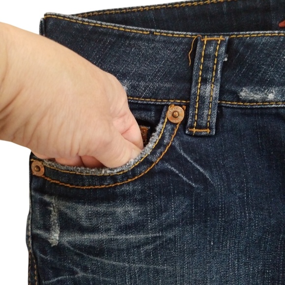 Silver‎ Jeans Karli Distressed Bermuda Jean Shorts Size 30 - Picture 4 of 12